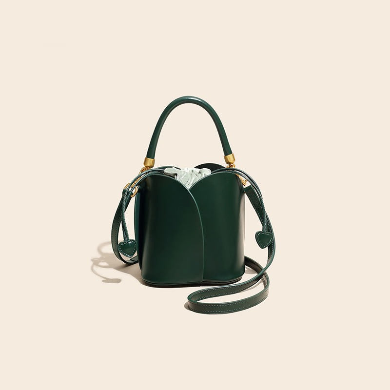 Bucket bag women summer new all match one shoulder Messenger small bag niche design leather handbag