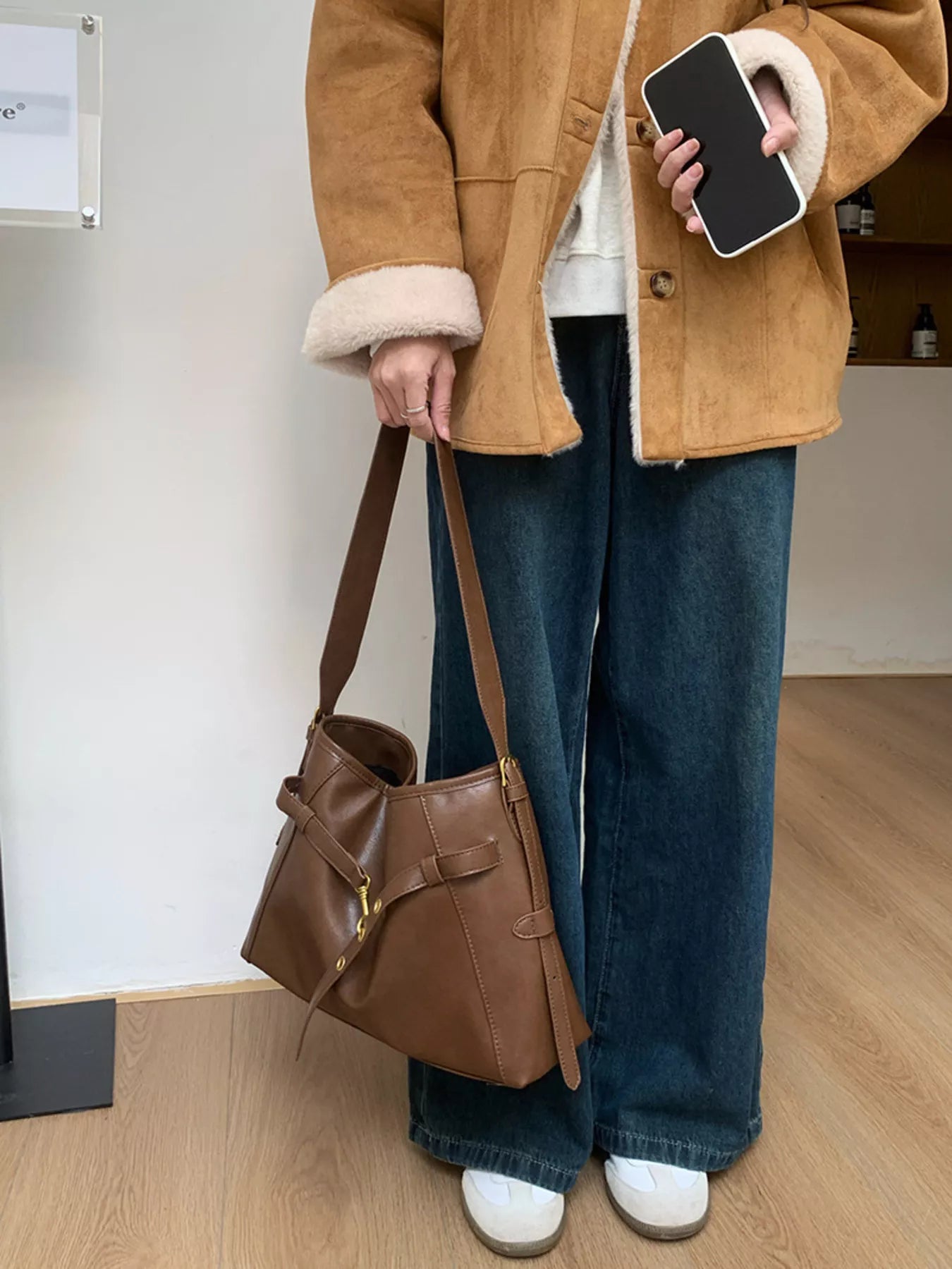 3b7b46fe84e5452cab3e3b180738d2d9-Max-Origin