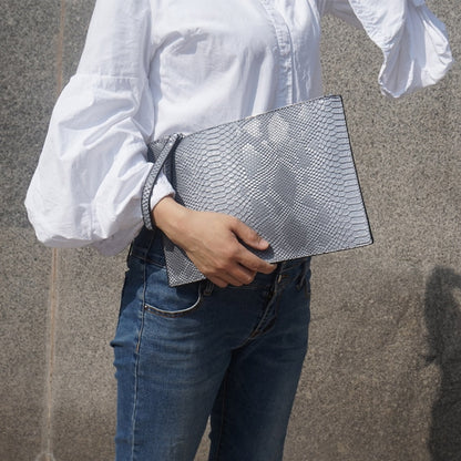 Fashion 3D Python pattern Women Clutch Bag Brand Design Party Envelope Clutches for ladies wallet Free Card Handbag