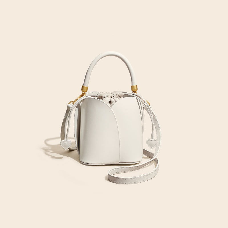 Bucket bag women summer new all match one shoulder Messenger small bag niche design leather handbag