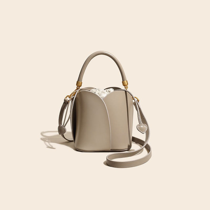 Bucket bag women summer new all match one shoulder Messenger small bag niche design leather handbag