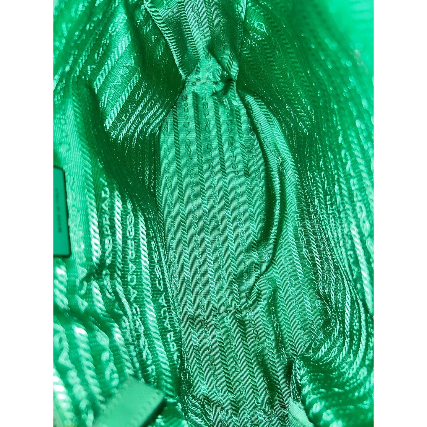 Prada Re-Edition Menta Green 1995 Chaîne Re-Nylon Tote Bag