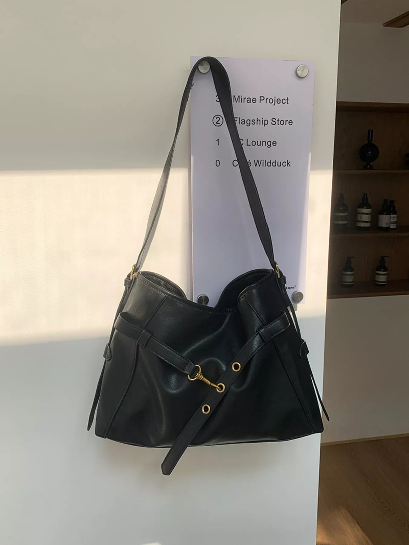 fee93e3170824acc8b6bb5f93d0065ee-Max-Origin