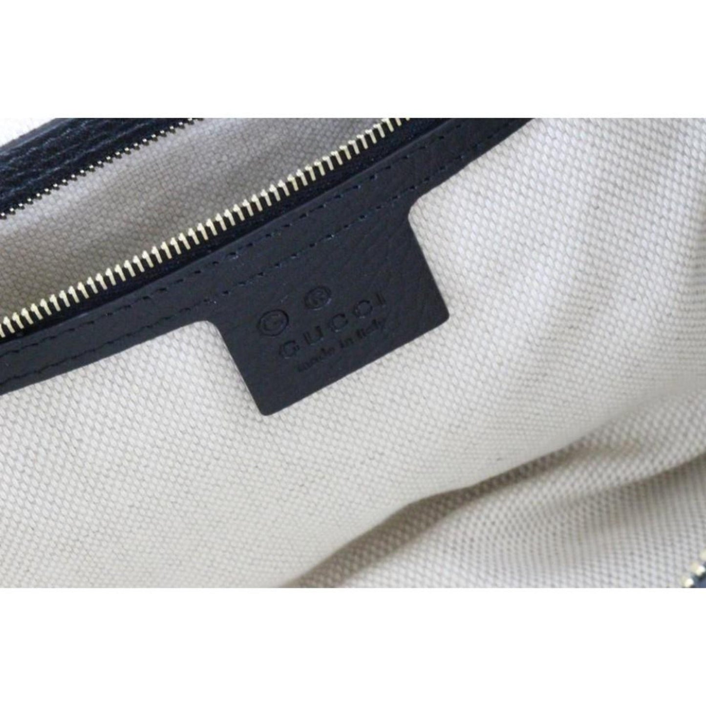 Gucci Soho Leather Structured Small Tote Crossbody Bag Black